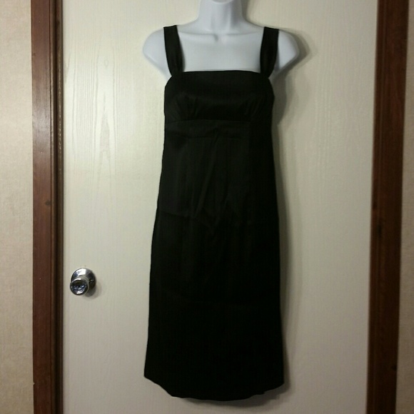 The perfect LBD - Picture 2 of 5